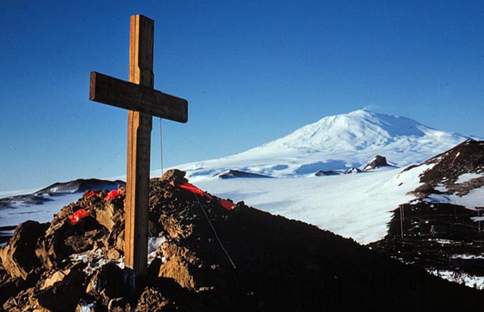 On Crater Hill looking north to Mt Erebus.  Cross in memory of Capt Scott & Party, 1912.